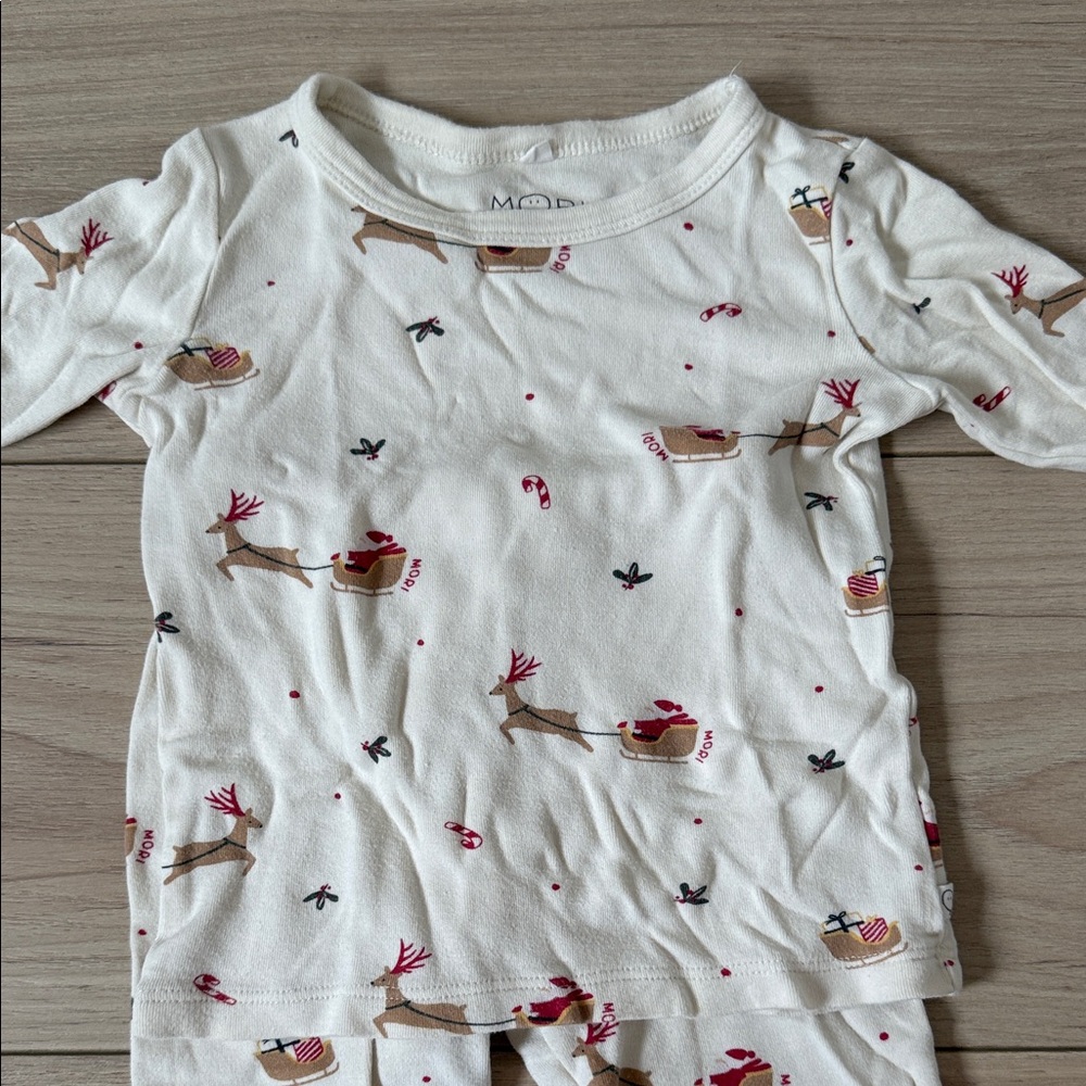 MORI Kids Pajama Set - White with Reindeer Print